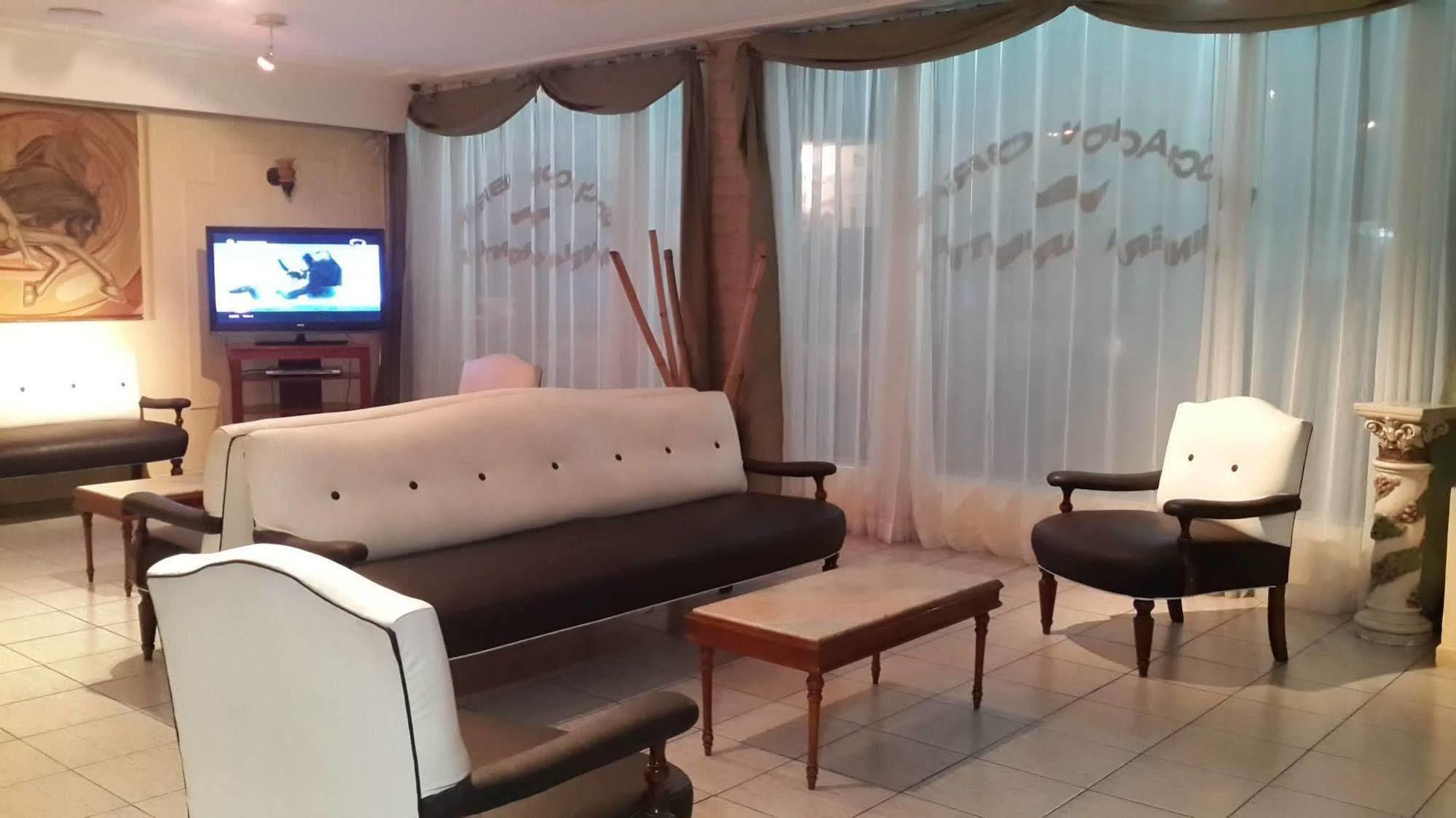 Hotel Aoma 마르델플라타 외부 사진